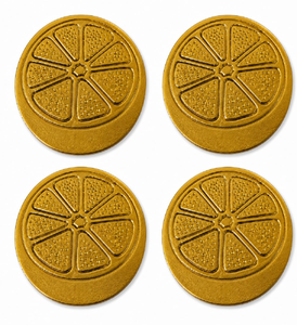 Ensemble de quatre sous-verres ronds en laiton, ornés d'un motif de cerfs traditionnel peint à la main sous des palmiers, disponibles à prix de gros. - Product Image 3