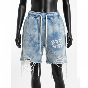 Shorts en molleton de coton premium 320 GSM bleu clair délavé, ourlet effiloché, logo personnalisé imprimé, pour femme - Product Image 4