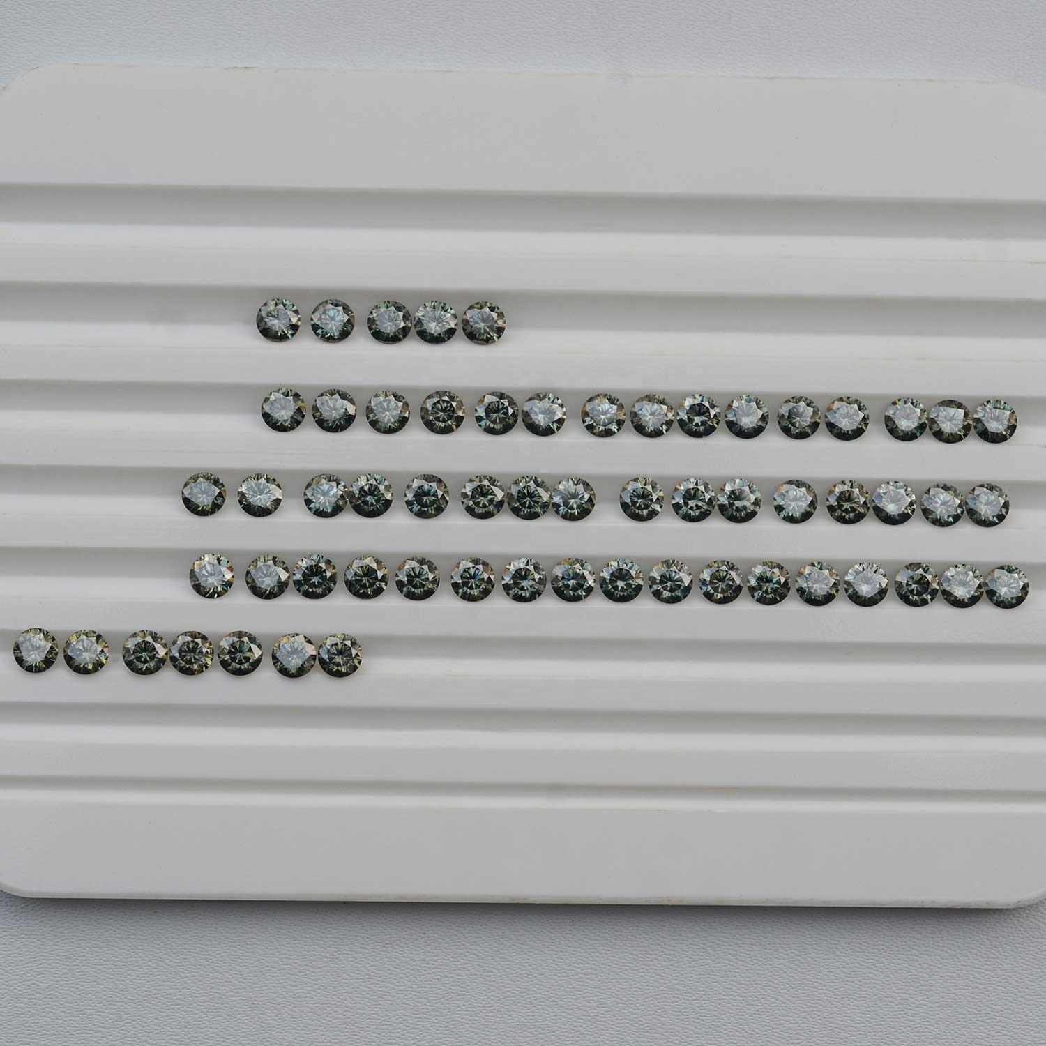 สีเขียว