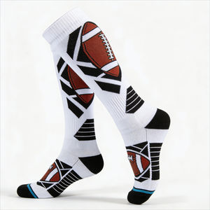 Chaussettes de football avec logo personnalisé et design antidérapant, chaussettes de football respirantes pour les joueurs jeunes et adultes - Product Image 4