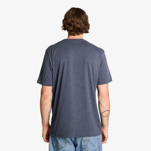 Camiseta Gris Melange de Primera Calidad |   Camisetas de Cuello Redondo y Manga Corta - Product Image 3