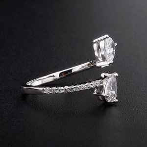 Anillo de compromiso de plata 925 original con moissanita de 1 quilate, corte pera, estilo clásico, regalo de joyería para novias - Product Image 6