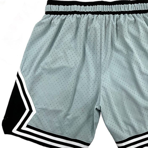 Shorts de basketball en mesh sublimé, motif personnalisé, haute qualité, très demandés, pour les matchs prolongés. - Product Image 4