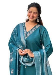 Women's Traditional Salwar Kameez Embroidered Printed Dupatta Slim Fit Knee-Length Reversible Summer Casual Wear Silk Blend - Product Image 3