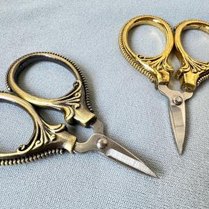 Ciseaux à lame argentée, ciseaux ornés, design classique, cadeau pour les couturiers, accessoires de couture, fournitures d'artisanat, textile - Product Image 6