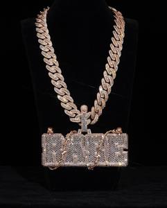 Colgante de Letra Personalizado de Plata de Ley 925 con Diamantes de Moissanita VVS para Hombre, Estilo Hiphop Iced Out con Espinas - Product Image 1