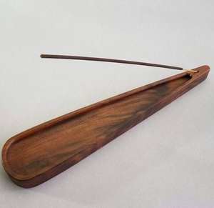 Soporte de incienso de madera hecho a mano, moderno, para aromaterapia, uso festivo en el hogar o templo, el más vendido. - Product Image 1