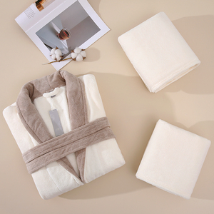 Conjunto de Bata de Baño para Mujer, Toallas de Baño de Lujo, Bata de Baño de Microfibra de Terciopelo Peinado Personalizada, Regalo de Boda, Bata de Baño con Logotipo - Product Image 4
