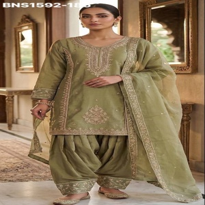 Conjunto de Salwar-Dupatta de seda romana pesada con bordados, listo para usar, colección de exportación india, moda femenina. - Product Image 1
