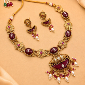 Ensemble collier et boucles d'oreilles longs pour femme JeweleMarket, plaqué or, avec cristaux et strass, style ethnique, pour mariage, fiançailles, anniversaire - Product Image 1