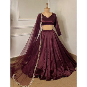 Conjunto de Lehenga color granate de diseñador con blusa de manga larga y dupatta con borde festoneado - Product Image 4