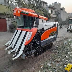 Moissonneuse-batteuse PRO688 pour blé et riz, livraison rapide, vente en gros - Product Image 4