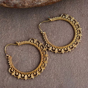 Pendientes de Aro Tribales Chapados en Oro Hechos a Mano, Filigrana Intrincada, Joyería Étnica Boho para Mujer - Product Image 4