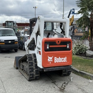 รถตักบ็อบแคท T740 ที่เชื่อถือได้ พร้อมเครื่องยนต์ทรงพลังและความสะดวกสบายสำหรับผู้ใช้งานที่เหนือกว่า เหมาะสำหรับการทำงานเป็นเวลานาน - Product Image 2