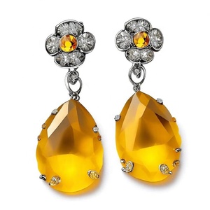 Pendientes de Plata de Ley 925 para Mujer, Joyería de Compromiso y Boda, Circonita Cúbica Amarilla Brillante - Product Image 1