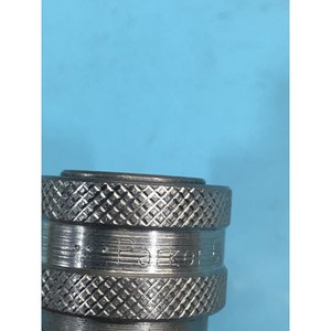 8 AMAT 3700-02738 FTG QDISC Box 1/4 X 1/4 FP SST - Equipo y Piezas de Semiconductores de Confianza de Marca Global - Product Image 4