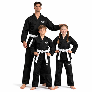 Conjunto de Uniforme de Artes Marciales Negro Premium para Hombres, Niños y Niñas, Traje de Karate Familiar para Entrenamiento con Cinturón, Venta al Por Mayor - Product Image 1