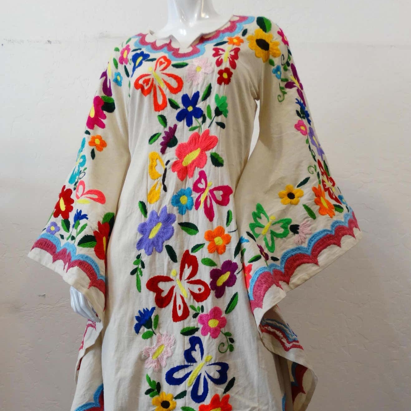 Mexican Style Handwork Embroidered Butterfly Sleeve Kaftan