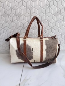 High Quality Handmade Hair On Hide Leather <b>Luggage</b> Travel Bag Large Capacity Travel Bag Designer Cowhide Leather Unisex Bag - Product Image 5