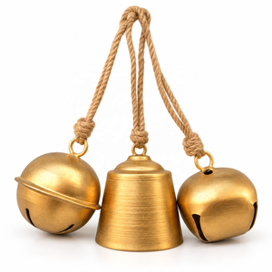 Juego de Campanas Metálicas Doradas Texturizadas con Formas de Campana Variadas y Lazos de Cáñamo Trenzado para Decoración de Árboles de Navidad - Product Image 1