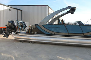 2024 South Bay Sport DC 9 Twin Engine Mercury 500R - Product Image 3