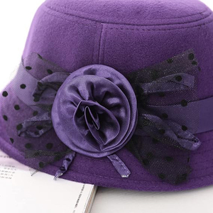 Chapeau Fedora en lin violet avec fleur en satin et ruban, fait sur mesure pour femme, idéal pour les occasions formelles, printemps-automne, adulte - Product Image 2