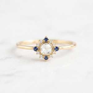 Bague de fiançailles en or massif pur avec diamant de laboratoire 1 carat taille brillant rond certifié IGI couleur E clarté VVS, bijoux fins - Product Image 1