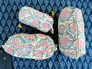 Bolsa de Maquillaje Acolchada a Cuadros, Bolsa de Almacenamiento de Tela de Algodón a Rayas, Impermeable, Suave para Mujer, Kit de Aseo de 3 Piezas - Product Image 3