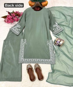 Green Embroidered Kurta Set Women <b>Ankle</b>-Length Loose Fit Traditional Party Wear Cotton Indian Pakistani Clothing 84565 LC 1467 - Product Image 4