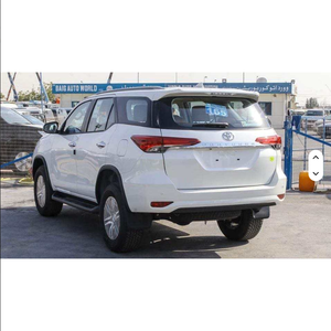 DISPONIBLE À LA VENTE - Toyota FORTUNER 2024 d'occasion, blanche, automatique, SUV - Product Image 2