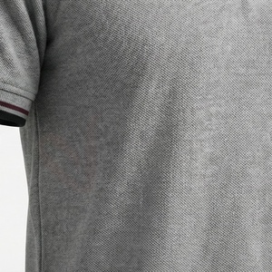 Polo de Algodón Gris de Manga Corta para Hombre, Corte Regular, Tejido Sólido, Diseño Casual y Transpirable - Product Image 5