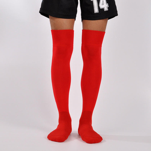 Chaussettes de football montantes orange respirantes de couleur unie pour adultes – Idéales pour l'été – Pour hommes et femmes - Product Image 3