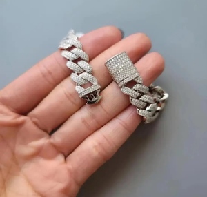 Pulsera de Diamantes Moissanite de Primera Calidad, Perfecta para Fiestas y Estilo de Moda Playera, Disponible a Precio de Exportación - Product Image 4