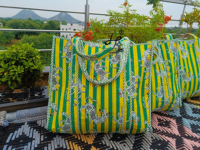 Sac fourre-tout matelassé léger avec poche intérieure, style vintage, en coton, pour voyage, toutes saisons, imprimé au bloc, motif marché