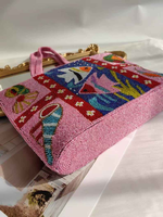 Sac fourre-tout tendance en broderie perlée et impression typographique - Sac à main rose personnalisable fait main avec poissons tropicaux et coquillages, sac coloré