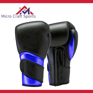 Gants de boxe MMA professionnels en cuir PU avec logo personnalisé pour la fermeture, équipement de boxe fabriqué à Sialkot, Pakistan - Product Image 3