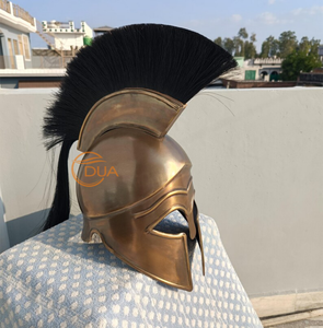 Casque corinthien grec médiéval - Armure en fer poli finition laiton antique avec plume en crin noir pour Halloween et Noël - Product Image 2