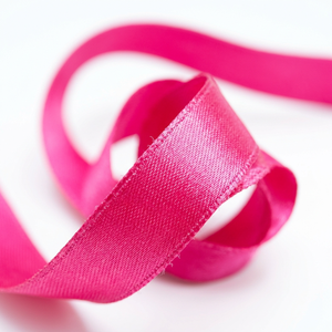 Cinta de satén rosa de una sola cara de 6 mm, paquete de 20 rollos x 8 m, ideal para detalles de baby shower, lazos para cuartos de bebé, manualidades con muñecas, decoración de fiestas, etiquetas y proyectos DIY. - Product Image 4