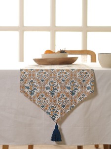 Camino de Mesa Floral de Lona de Algodón Premium de Doble Capa con Estampado en Bloque y Borlas, Estilo Damasco Tejido, Personalizable para Comedor - Product Image 3