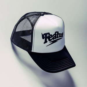 Bordado personalizado en gorras Premium de camionero de malla de 5 paneles Ajuste perfecto, infinitas posibilidades de marca - Product Image 6