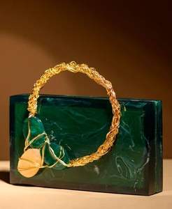 Bolso de Mano de Resina Hecho a Mano, Exquisito y de Alta Gama, para Compradores Exigentes en Todo el Mundo - Product Image 2