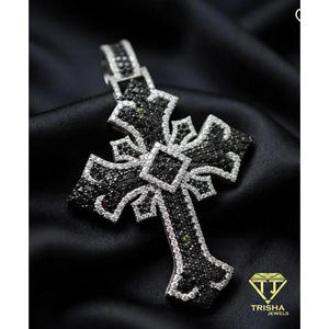 Colgante de cruz de plata de ley 925 con diamantes blancos cultivados en laboratorio, joyería hip hop de primera calidad - Product Image 1