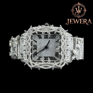 Montre OEM personnalisée Hip Hop avec diamants Moissanite et bracelet en acier inoxydable, disponible pour la vente sur le marché international de gros - Product Image 1
