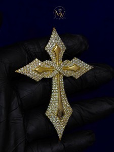 Pendentifs Croix Gothique Glacée en Moissanite VVS1, entièrement pavés de diamants, plaqué or 14K, certifié GRA, collier Hip Hop de luxe chrétien - Product Image 3