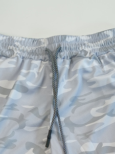 กางเกงขาสั้นผู้ชาย Camo 2 in 1 แห้งเร็ว สำหรับออกกำลังกาย วิ่งจ๊อกกิ้ง เข้าฟิตเนส พร้อมกางเกงซับใน เอวยางยืด มีเชือกผูก - Product Image 3