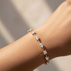 Pulsera de tenis de lujo certificada con diamantes cultivados en laboratorio de corte mixto, engastados con puntas, color E, chapados en oro de 18k, 11.00CTW - Product Image 6