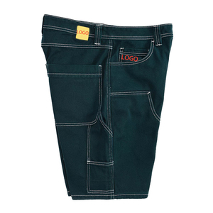 Shorts cargo vert foncé pour homme, taille mi-haute, style workwear en toile, avec poches, fermeture boutonnée, couleur unie, respirant - Product Image 4