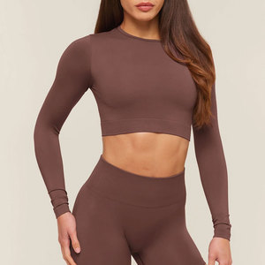 Chemise décontractée pour femme à manches longues, coupe courte personnalisée, compression, matière de haute qualité, col rond, ajustement parfait pour la gym, vente en gros - Product Image 5