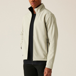 Custom Logo Men's Softshell Outdoor Jackets Waterproof Windproof Fleece <b>Coat</b> for Hiking and Running - Product Image 2