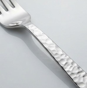 Fourchette moderne en acier inoxydable avec manche martelé, finition poli miroir, résistante à la rouille, pour ensemble de couverts - Product Image 2